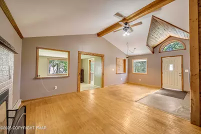  5262 Holiday Drive, Pocono Summit, PA 18346 - Photo 8