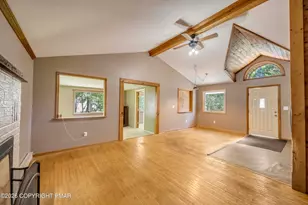 5262 Holiday Dr, Pocono Summit, PA 18346 - Photo 8