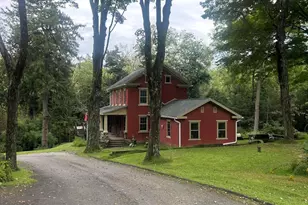 7 Allegheny Rd, Mount Bethel, PA 18343 - Photo 4