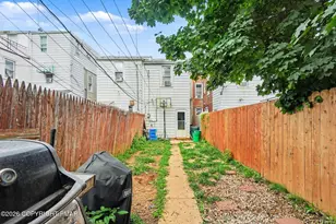 528 N 15th St, Allentown, PA 18102 - Photo 24