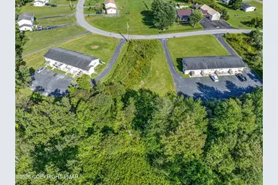  219 Lamplight Drive, Brodheadsville, PA 18322 - Photo 6