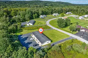 219 Lamplight Dr, Brodheadsville, PA 18322 - Photo 4