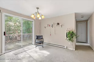 3654 Sugar Berry Ln, Tobyhanna, PA 18466 - Photo 10
