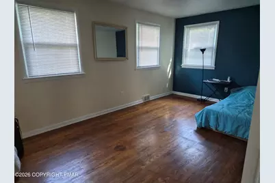  335 E Brown Street, East Stroudsburg, PA 18301 - Photo 20