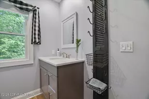 148 N Lake Dr, Lake Harmony, PA 18624 - Photo 26