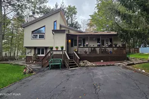 7531 Crestview Dr, Tobyhanna, PA 18466 - Photo 1