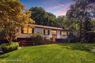 3 Devonshire Ln, Mount Pocono, PA 18344 - Photo 1