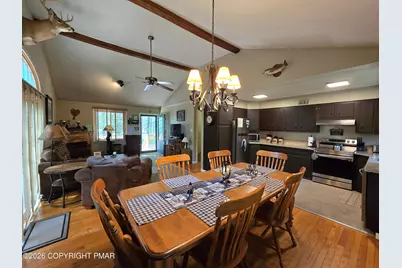  156 Pineknoll Drive, Lake Harmony, PA 18624 - Photo 4