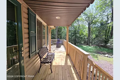  156 Pineknoll Drive, Lake Harmony, PA 18624 - Photo 24