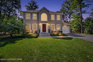 207 President Coolidge Pl, Henryville, PA 18332 - Photo 4
