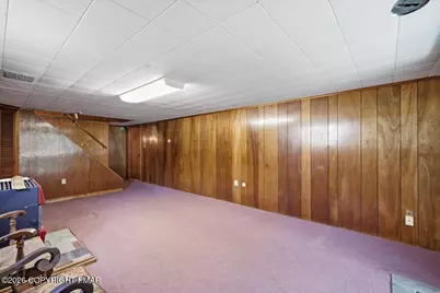  1235 Oakwood Drive, Bethlehem, PA 18017 - Photo 18