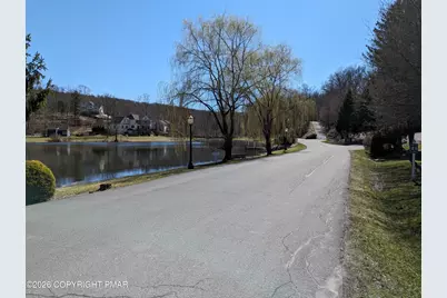  326 Reagan Drive, East Stroudsburg, PA 18301 - Photo 30