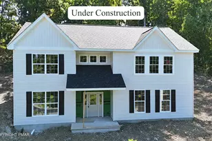 326 Reagan Dr, East Stroudsburg, PA 18301 - Photo 1