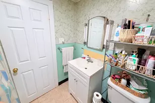 95 S Woodward Ct, Hazleton, PA 18201 - Photo 12