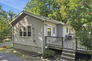 6052 Little Bear Ln, East Stroudsburg, PA 18302 - Photo 56