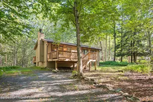 391 Berry Ln, Pocono Lake, PA 18347 - Photo 2