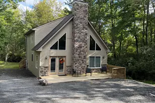 230 Delaware Dr, Jim Thorpe, PA 18229 - Photo 1