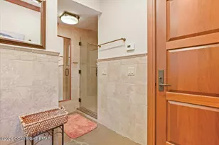 165 Pennwood Dr, Greentown, PA 18426 - Photo 62