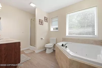  7205 Wigwam Way, Tobyhanna, PA 18466 - Photo 18