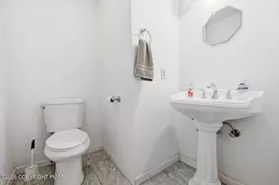 710 Ave C, Stroudsburg, PA 18360 - Photo 32