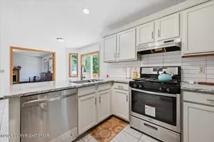 710 Ave C, Stroudsburg, PA 18360 - Photo 26