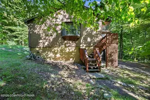 3132 Bear Rd, Bushkill, PA 18324 - Photo 6