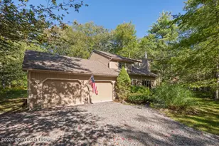1162 Manor Hill Rd, Pocono Pines, PA 18350 - Photo 2