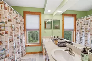 2231 Camelback Dr, Tannersville, PA 18372 - Photo 32