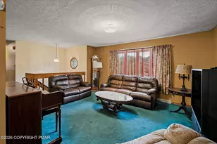 55 Charlwood Dr, Freeland, PA 18224 - Photo 2