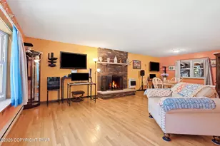 8466 Bumble Bee Way, Tobyhanna, PA 18466 - Photo 4