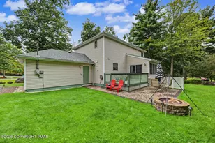 201 Pasquin Dr, East Stroudsburg, PA 18301 - Photo 6