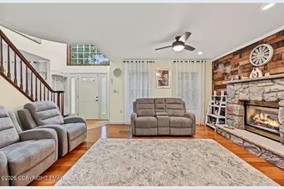  201 Pasquin Drive, East Stroudsburg, PA 18301 - Photo 14