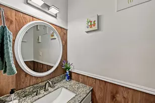 201 Pasquin Dr, East Stroudsburg, PA 18301 - Photo 36