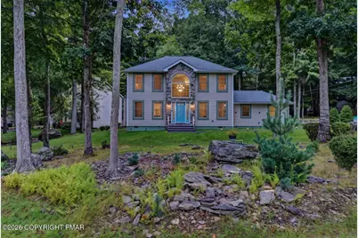  201 Pasquin Drive, East Stroudsburg, PA 18301 - Photo 4