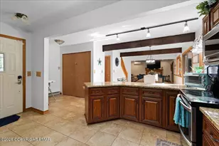 2208 Mohegan Ct, Long Pond, PA 18334 - Photo 38