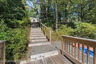 2208 Mohegan Ct, Long Pond, PA 18334 - Photo 30