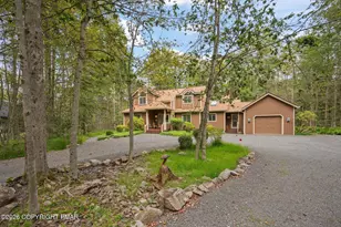126 Outpost Way, Pocono Pines, PA 18350 - Photo 2
