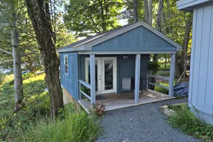 136 Birch Ledge Rd, Canadensis, PA 18325 - Photo 2