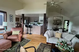 136 Birch Ledge Rd, Canadensis, PA 18325 - Photo 6