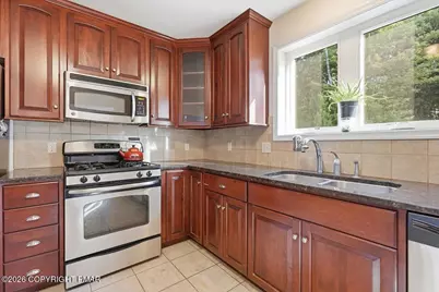  302 Lees Run Circle, East Stroudsburg, PA 18302 - Photo 44