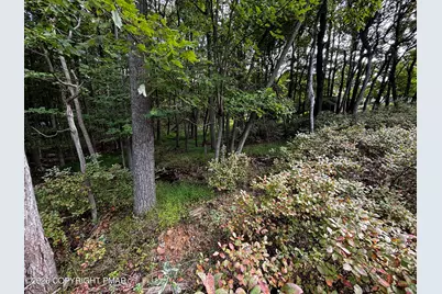  424 Lr 45040 5111, Long Pond, PA 18334 - Photo 4