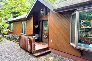13 Honeysuckle Dr, Jim Thorpe, PA 18229 - Photo 1
