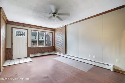  337 W Catawissa Street, Nesquehoning, PA 18240 - Photo 4