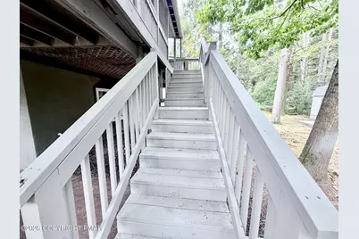  136 Pine Run, Pocono Lake, PA 18347 - Photo 8