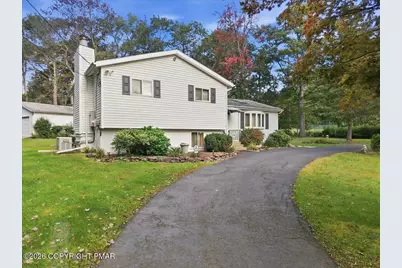  3157 Robert David Drive, Tobyhanna, PA 18466 - Photo 4