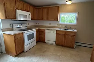 425 Oak St, Jim Thorpe, PA 18229 - Photo 8