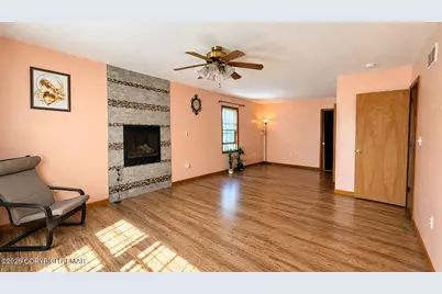  135 Mountain Top Circle, Bushkill, PA 18324 - Photo 18