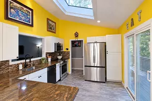 6375 Decker Rd, Bushkill, PA 18324 - Photo 4