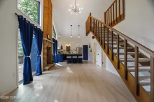 8830 Cloudcrest Dr, Tobyhanna, PA 18466 - Photo 4