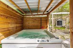 1053 Country Pl Dr, Tobyhanna, PA 18466 - Photo 22